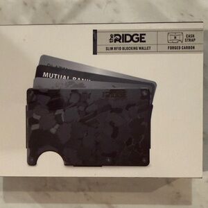 The Ridge Black Forged Carbon Money Clip